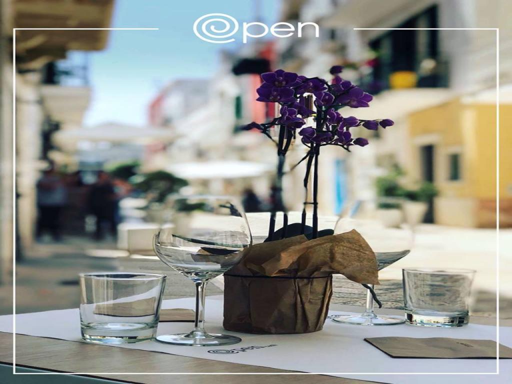 Opencafe' Bari