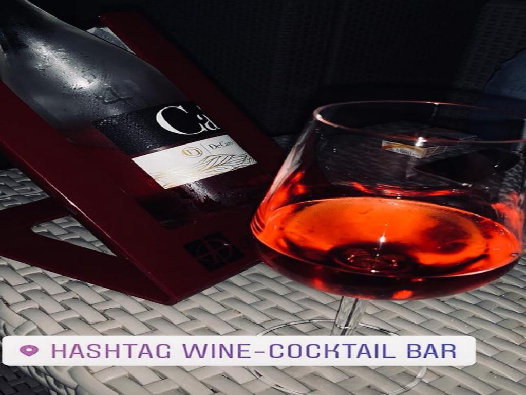 Hashtag Wine-Cocktail Bar Rende